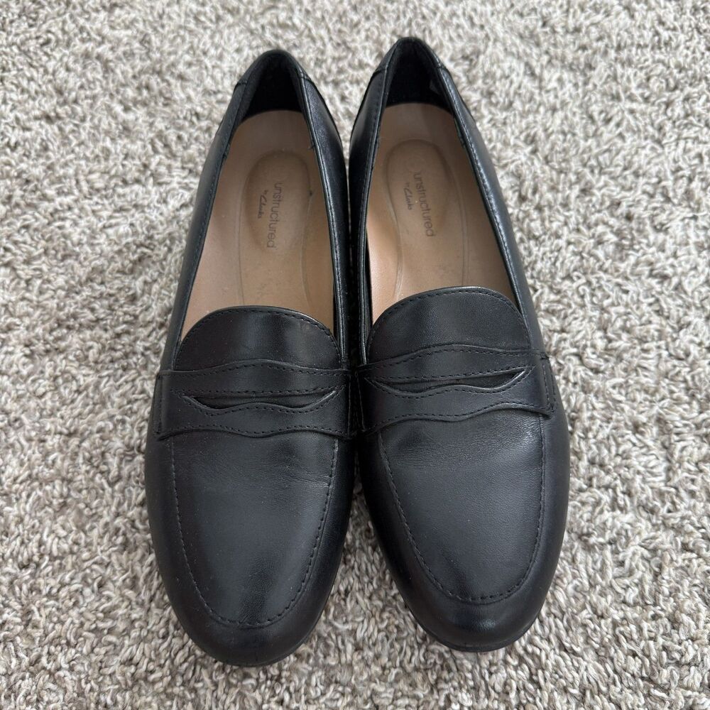 CLARKS Women's Un Blush Go Penny Loafer Black Leather Size 5.5 M Classic